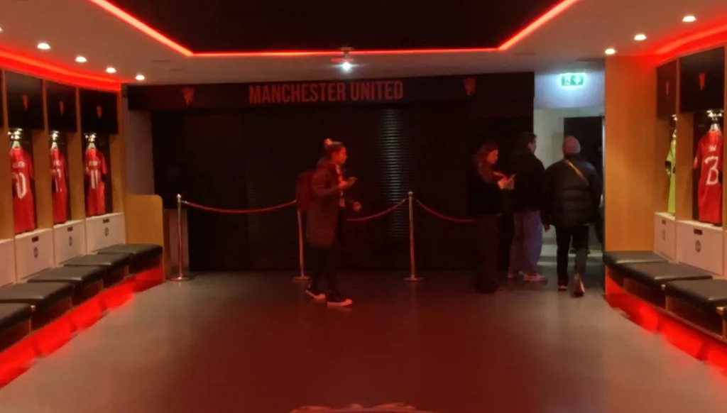 سلة الغسيل وعنف... أشهر تسريبات غرف الملابس في كرة القدم