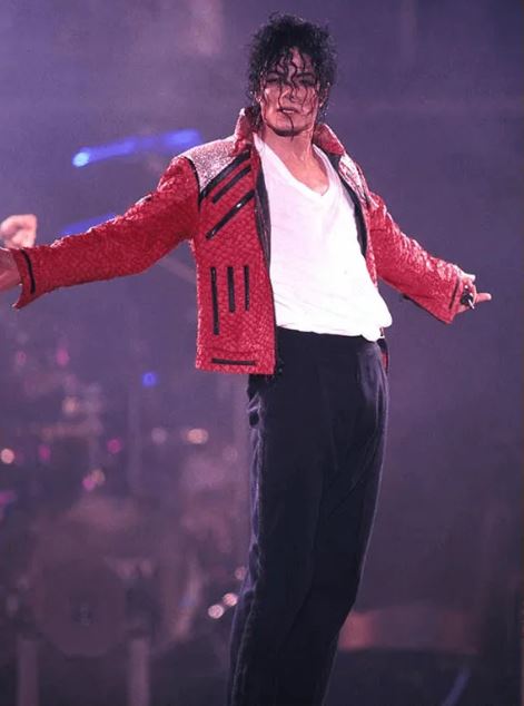 اطلالة مايكل جاكسين في Beat It (انترنت)