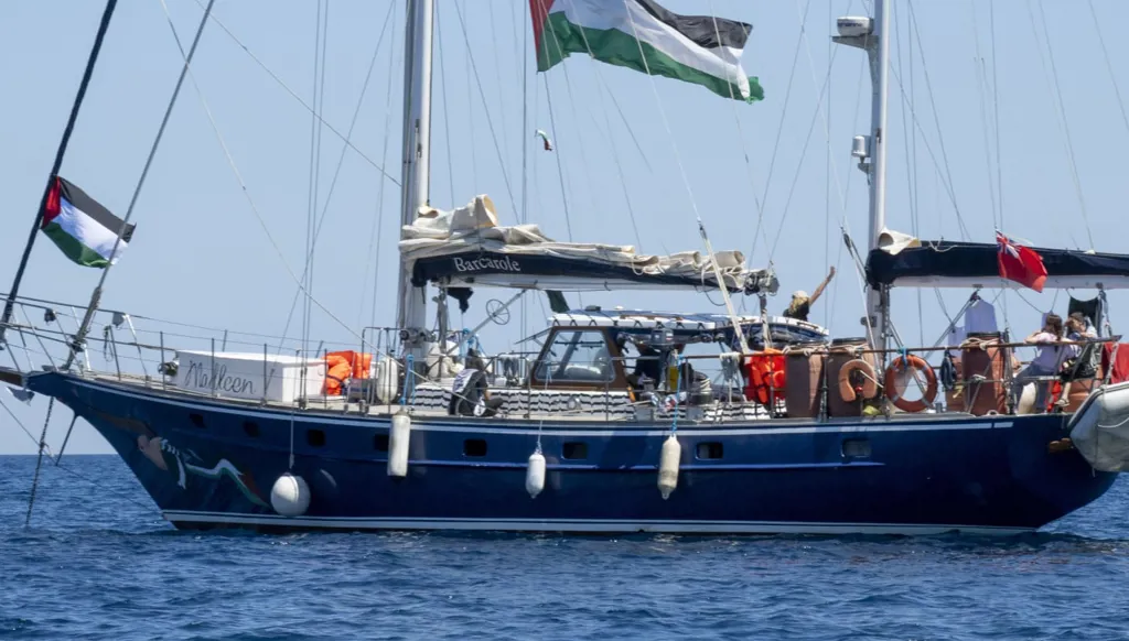 حزب الله: قرصنة السفينة مادلين إفلاس أخلاقي وانتهاك للقوانين