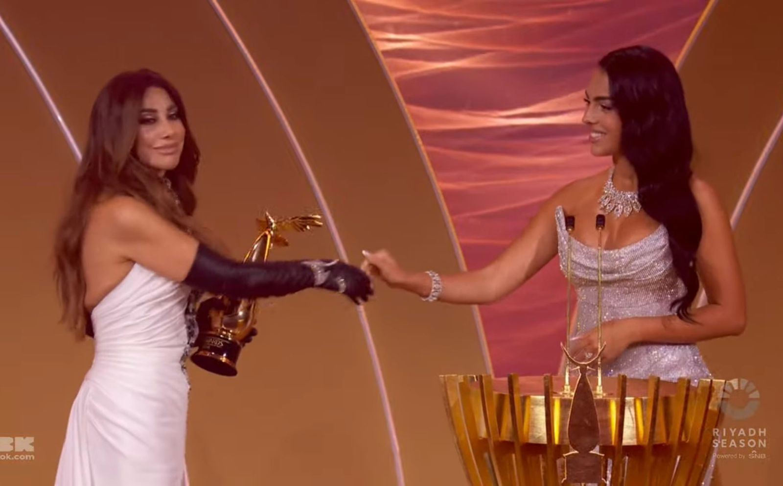 قائمة الفائزين بجوائز "Joy Awards"... أبرز نجوم الوطن العربي والعالم