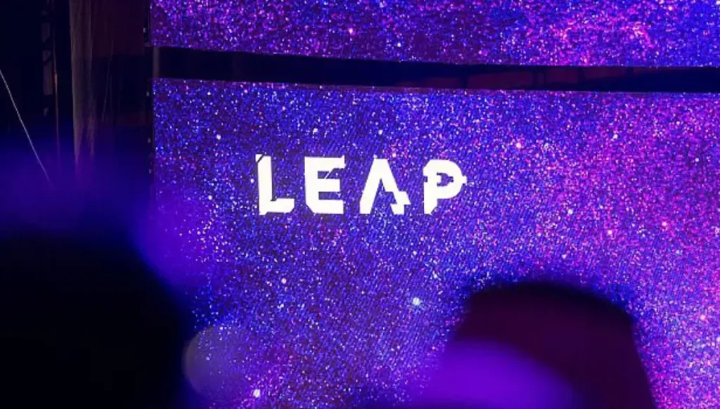 "ليب 2025": "زووم" ستكشف عن مركز بيانات وتخطط لاستثمارات ضخمة في السعودية