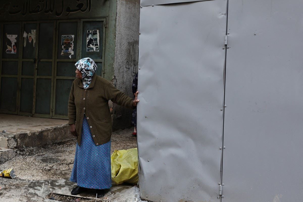 تقرير يكشف عن قتل واغتصاب واعتداء جنسي بحق نساء وفتيات فلسطينيات في غزة والضفة وإسرائيل تردّ: ادّعاءات خسيسة