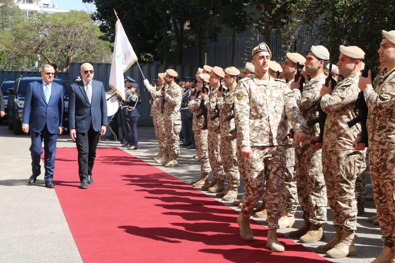 خارطة طريق لتنظيم النزوح السوري... وعدم تهجير اللبنانيين