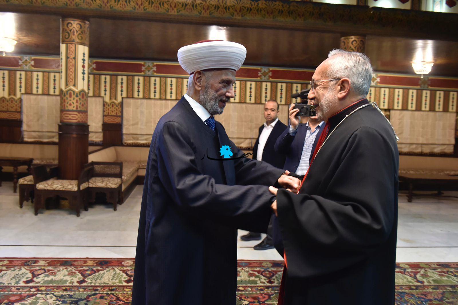 دريان استقبل بطريرك بيت كيليكيا  للأرمن الكاثوليك في دار الفتوى (صور)