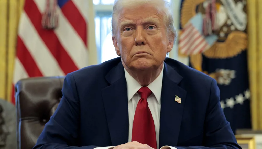 هل سيجري ترامب لقاءً مباشراً مع مادورو؟