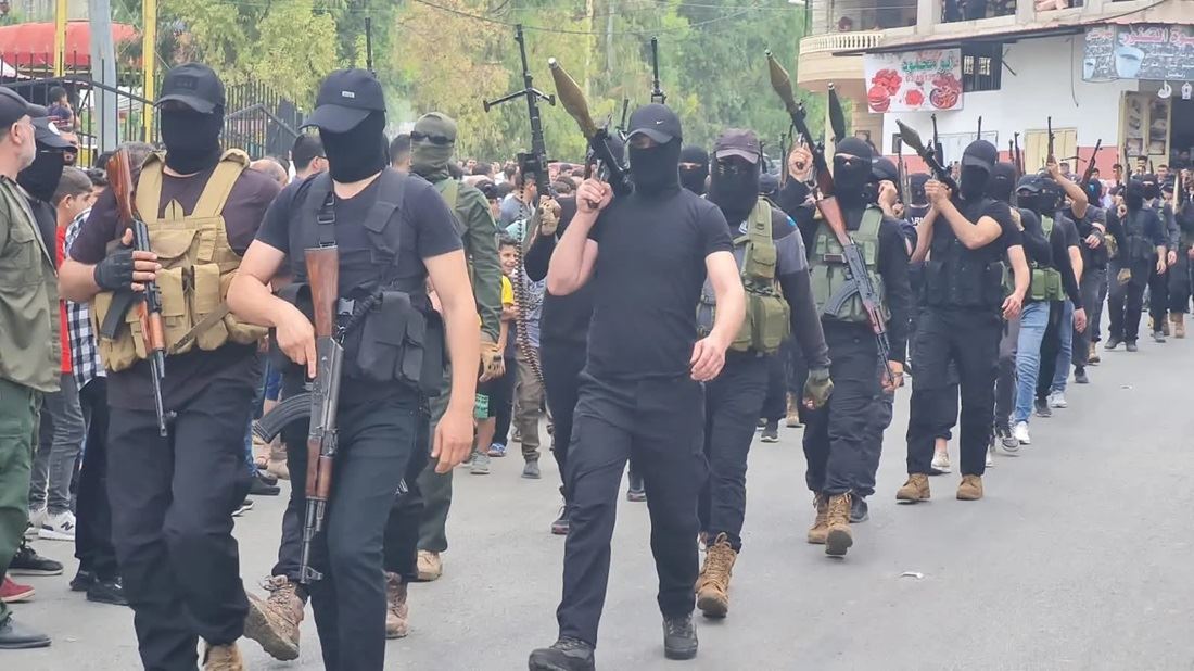 الجماعة الإسلامية في لبنان… تموضع جديد وعراضات عسكرية تثير الجدل