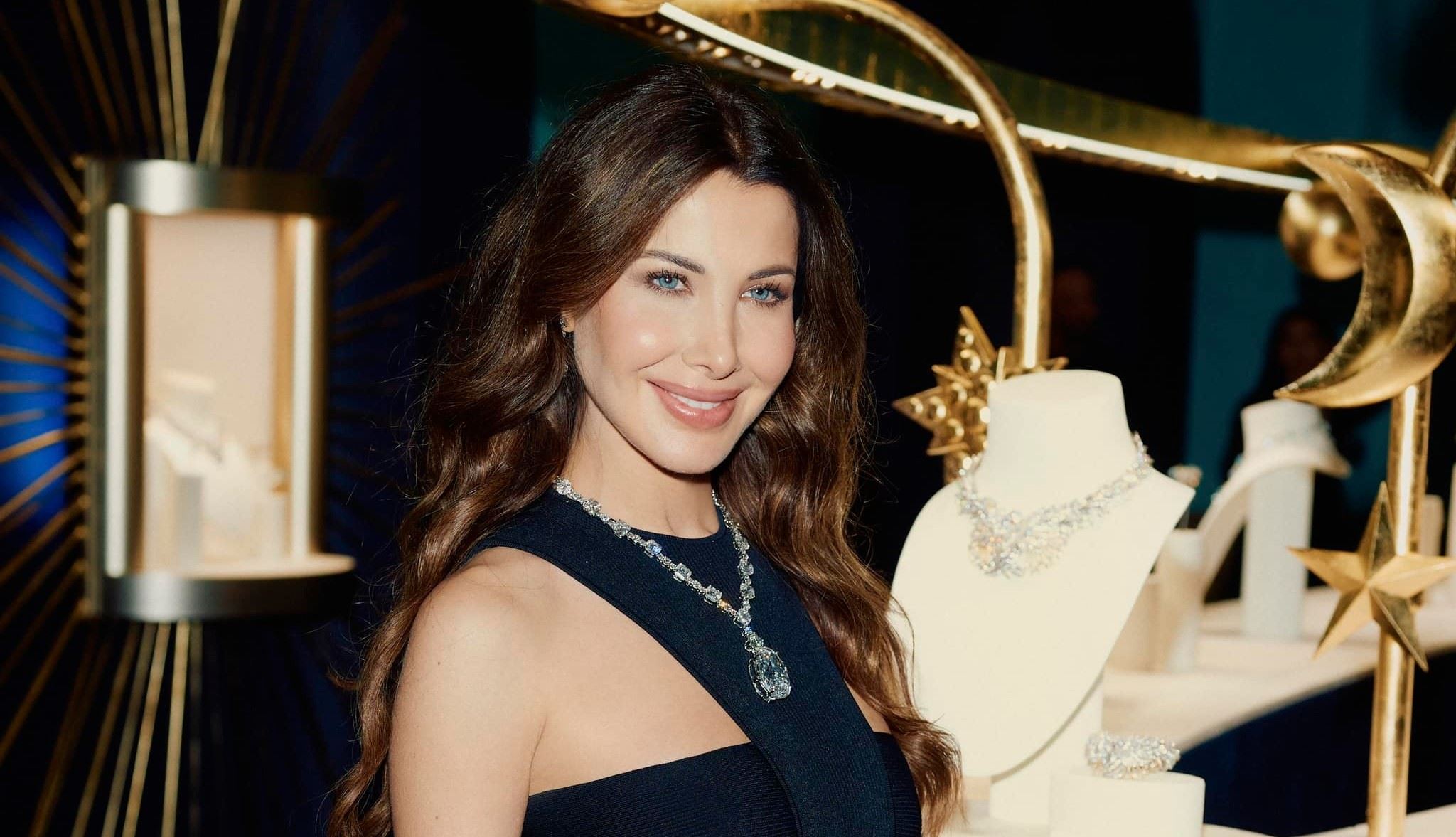 نانسي عجرم بقلادة أسطوريّة من الماس تخطّى ثمنها الـ 20 مليون دولار