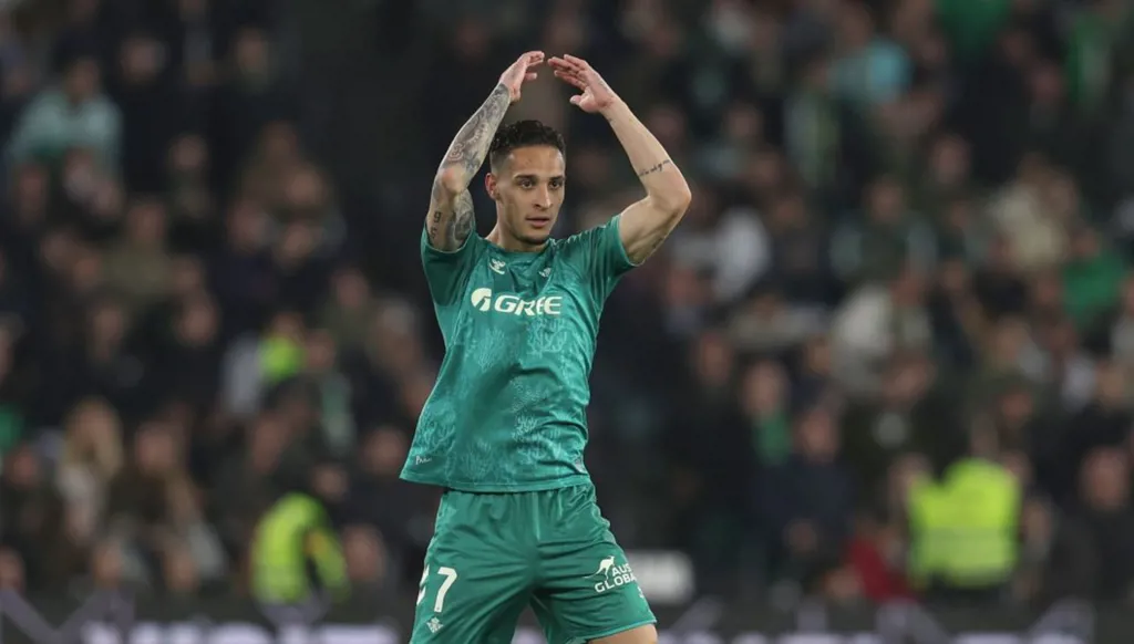 أنتوني ينضم لقائمة الراحلين عن مانشستر يونايتد في الصيف