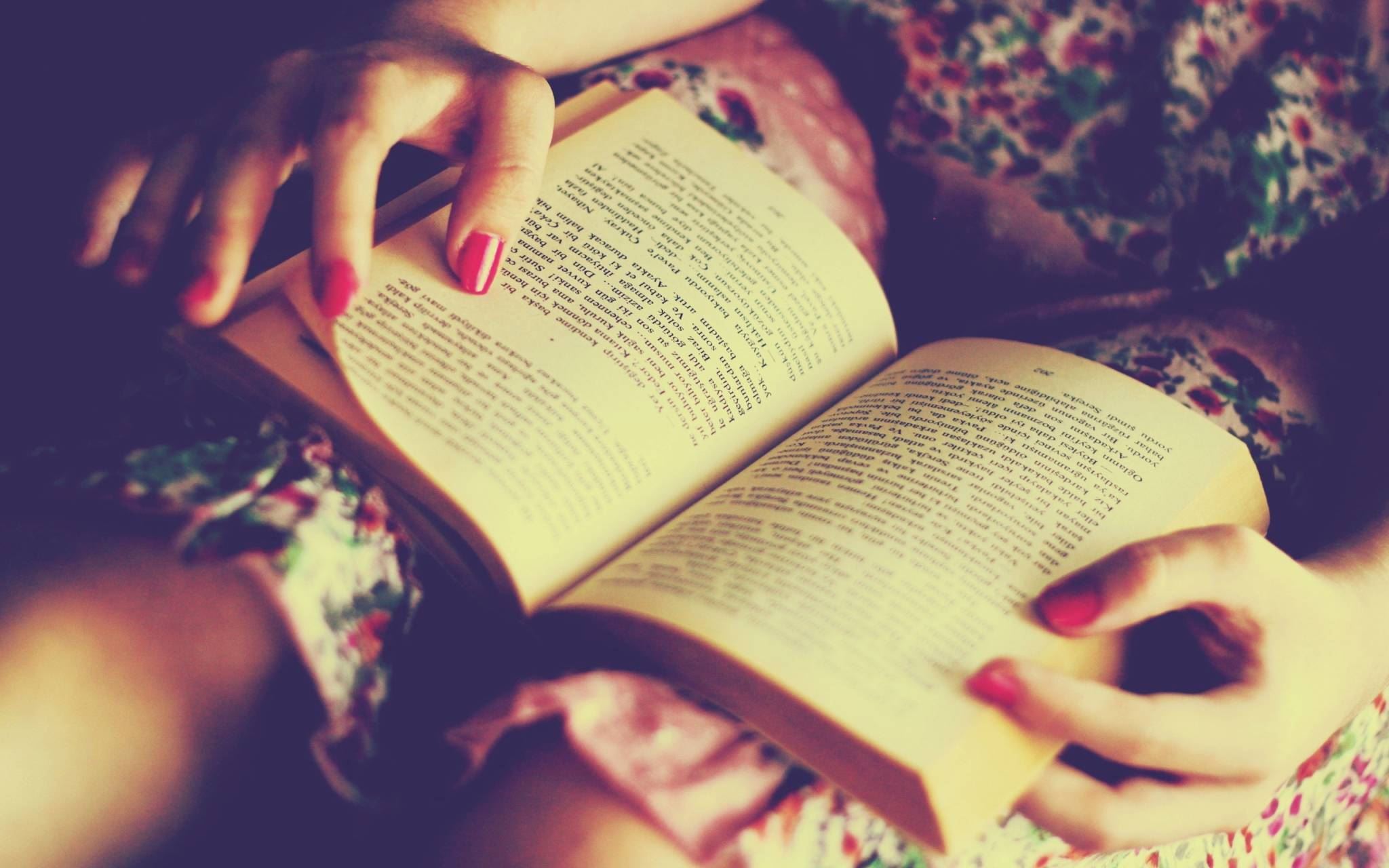 أهمية القراءة في حياة الإنسان
