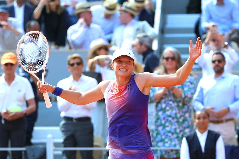 باوليني تقف بين شفيونتيك واللقب الثالث توالياً في رولان غاروس