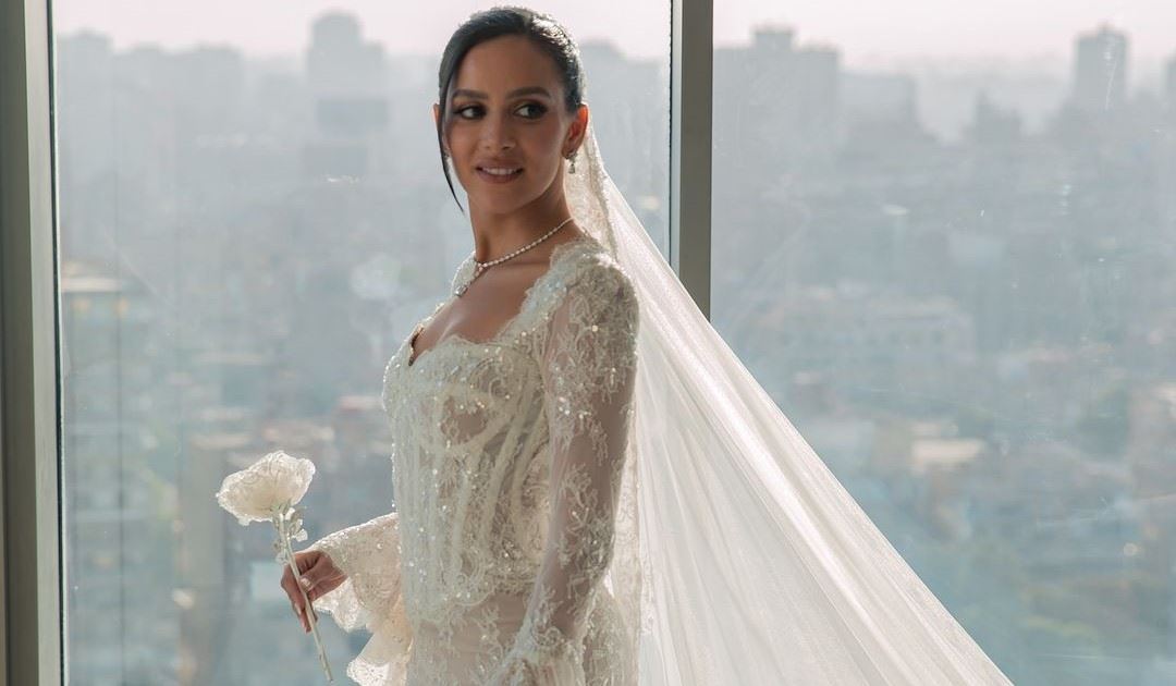 جميلة عوض أميرة بفستان من توقيع رامي قاضي (صور وفيديو)