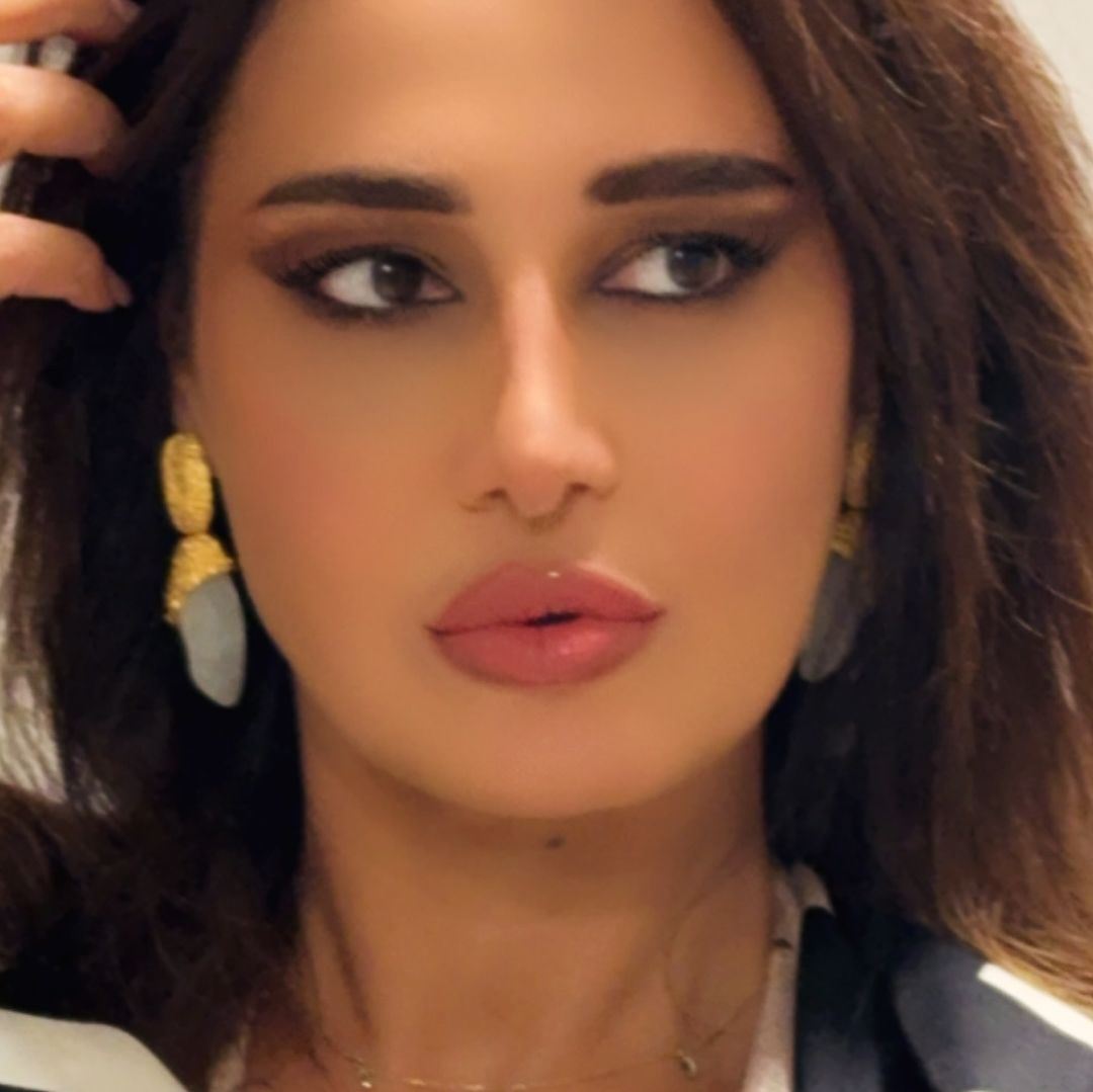 حلا شيحا تسرق الأضواء في حفل زفاف جميلة عوض (صور وفيديو)