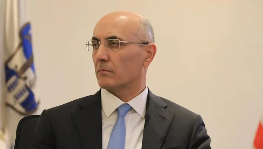 وزير الداخلية احمد الحجار (مواقع).