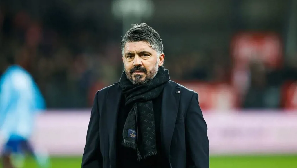 غاتوزو يرفض المصافحة ويوبّخ محللاً رياضياً أمام الكاميرات (فيديو)