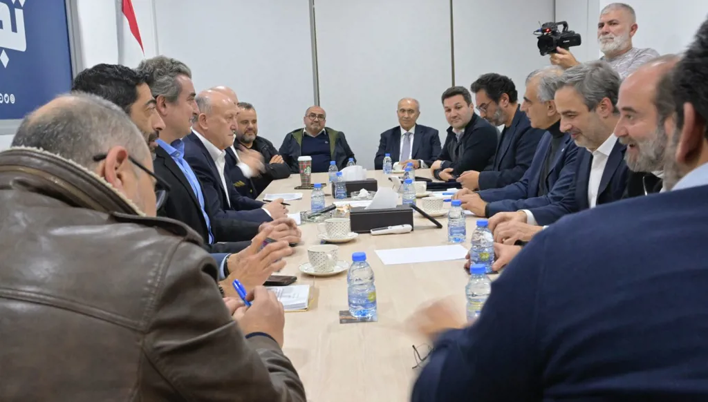 "تجدد" بعد لقاء نواب المعارضة: لن نقبل بانتخاب رئيس لا يملك مواصفات السيادة