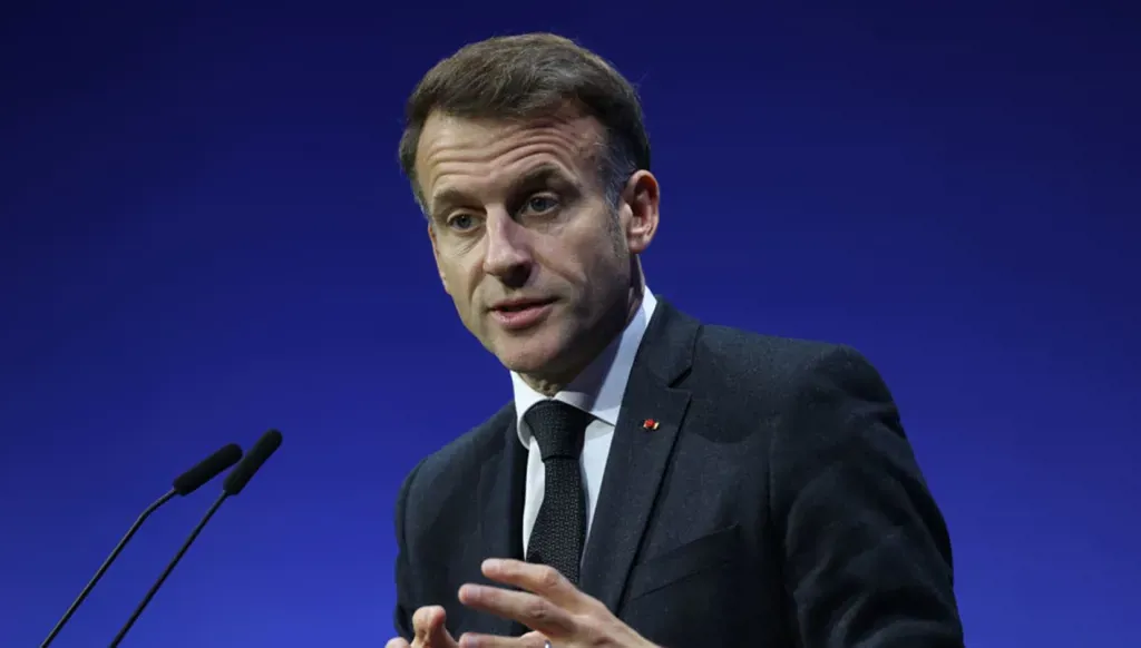 ماكرون يدعو لاستئناف مفاوضات إسلام آباد... وفتح مضيق هرمز فوراً
