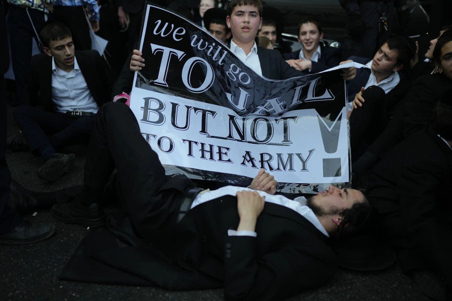 الجيش الإسرائيلي يبدأ استدعاء اليهود الحريديم الأحد