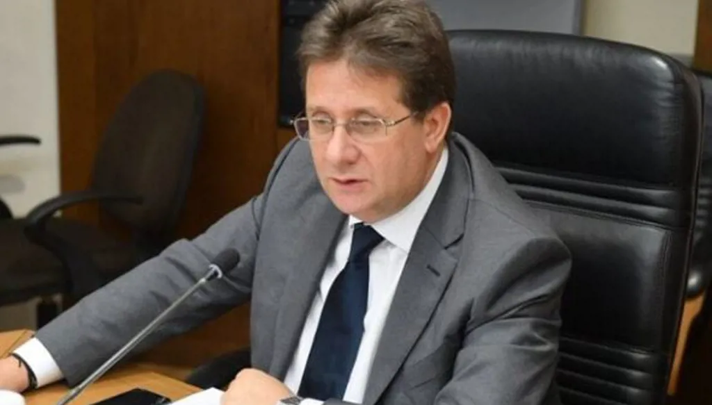 "الفاينانشل تايمز": إقرار البرلمان اللبناني قانون اصلاح المصارف خطوة محورية باتجاه الإصلاحات