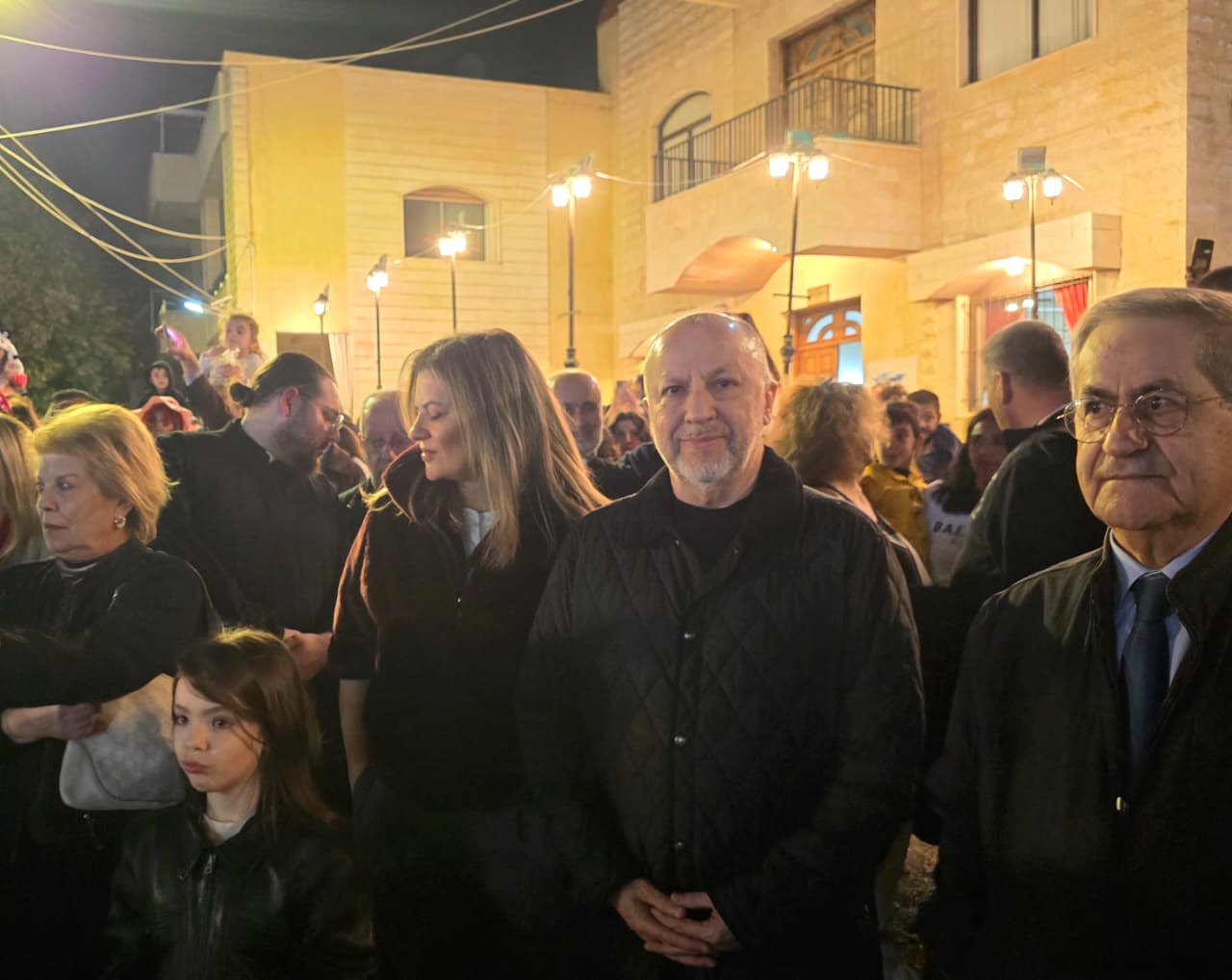 النائب موسى والى يمينه المهندس يونان, (أحمد منتش)