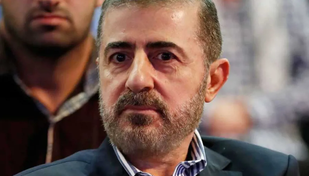 مصادر لـ"رويترز": حزب الله يقبل استقالة مسؤول التنسيق في الحزب وفيق صفا