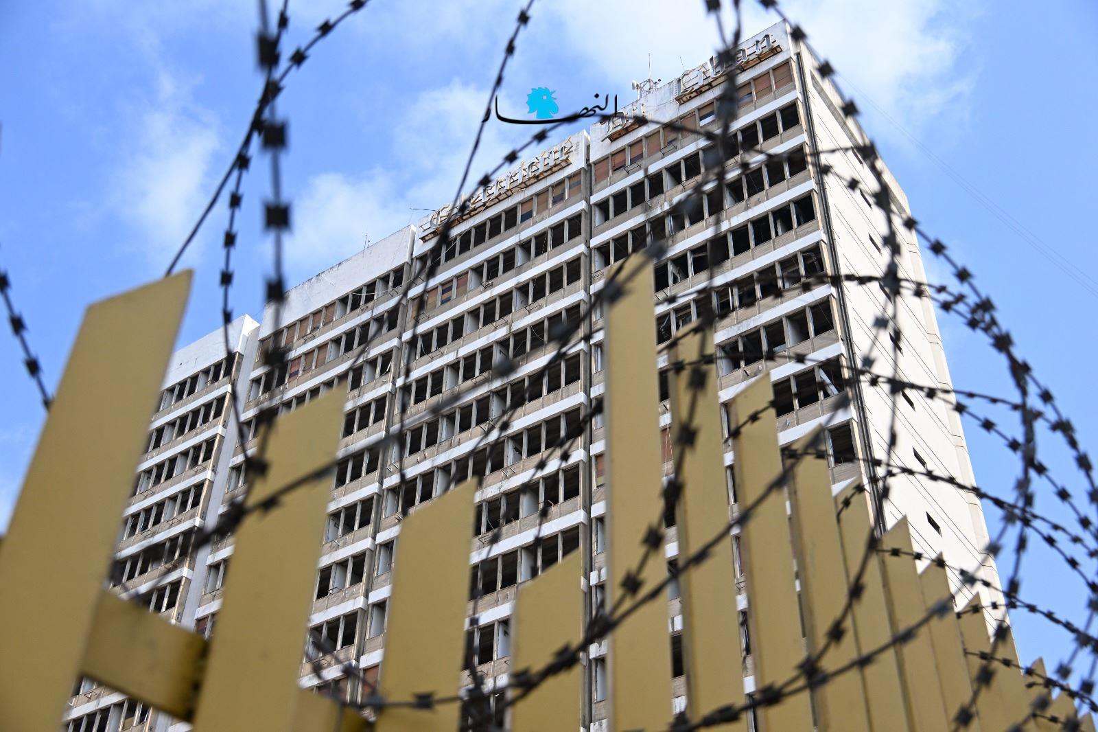 لبنان يدخل العتمة الشاملة: توقّف التغذية الكهربائية كليّاً والمطار "يؤمّن الطاقة بالمولدات"