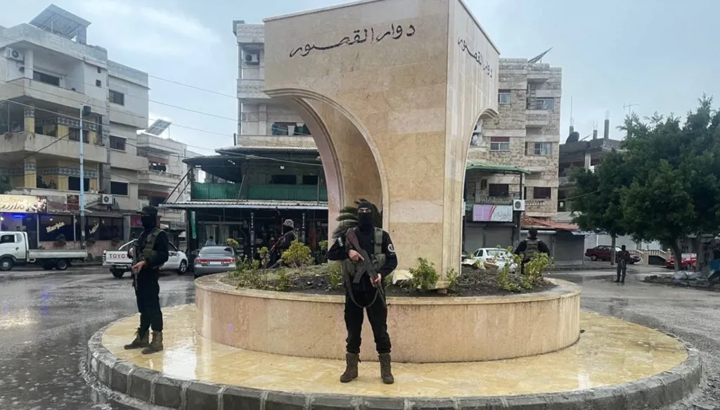 سوريا... إعادة تشكيل المؤسسة الأمنية ومروحيات لملاحقة فلول نظام الأسد
