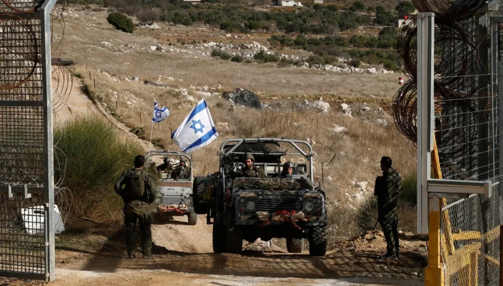 المرصد السوري: قوة إسرائيلية تتوغل بريف درعا الغربي