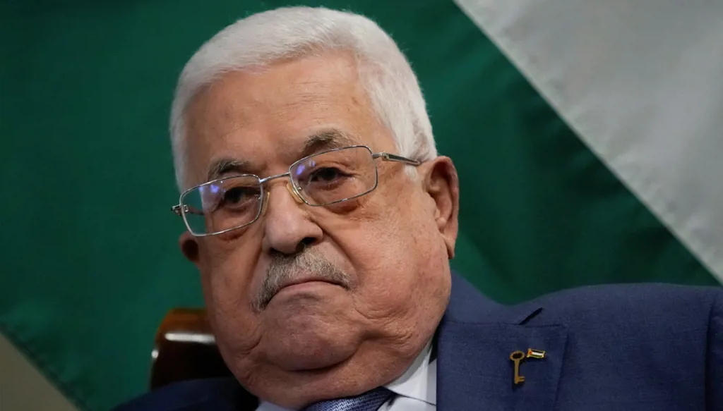 الرئيس الفلسطيني يعين قائداً جديداً لقوات الأمن الوطني