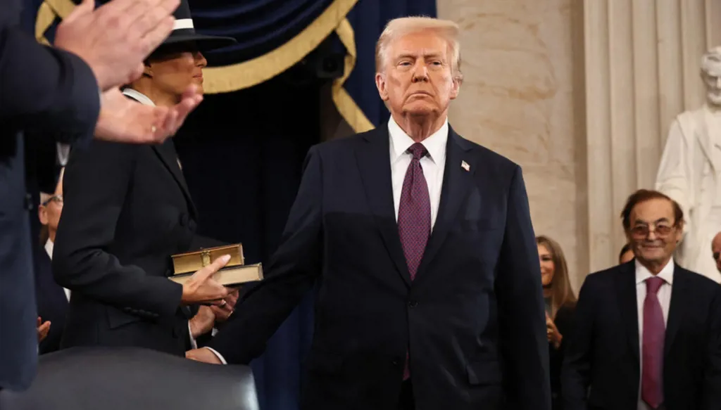 أميركا... وزارة العدل تحذّر من عدم التعاون مع سياسات ترامب حول الهجرة