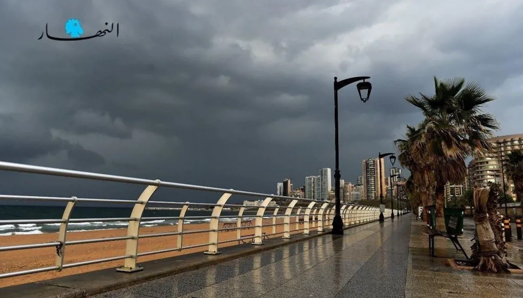 أيلولُ عاد