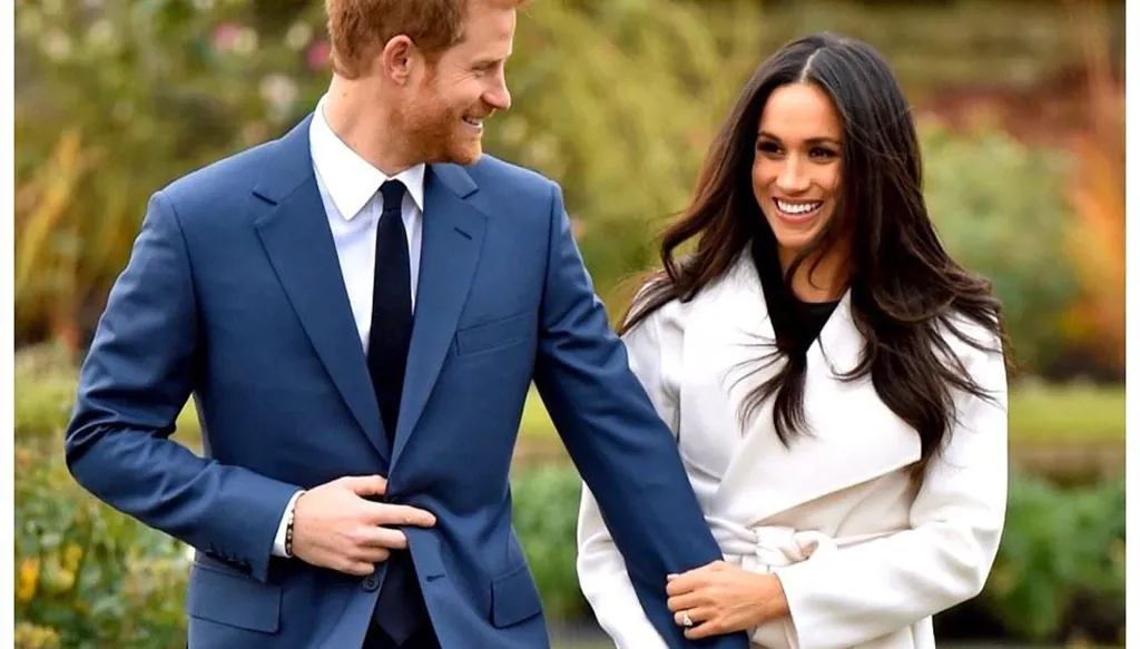 صور جديدة لـ ميغان ماركل والأمير هاري برفقة طفليهما في بطاقة عيد الميلاد