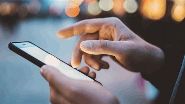 لبنانيون يتلقّون اتصالات من اسرائيل: "غادروا فوراً"