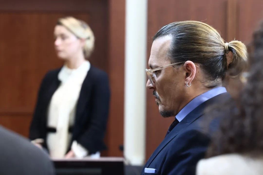 بعد مرور عامين... جوني ديب يعلّق على محاكمته مع أمبر هيرد