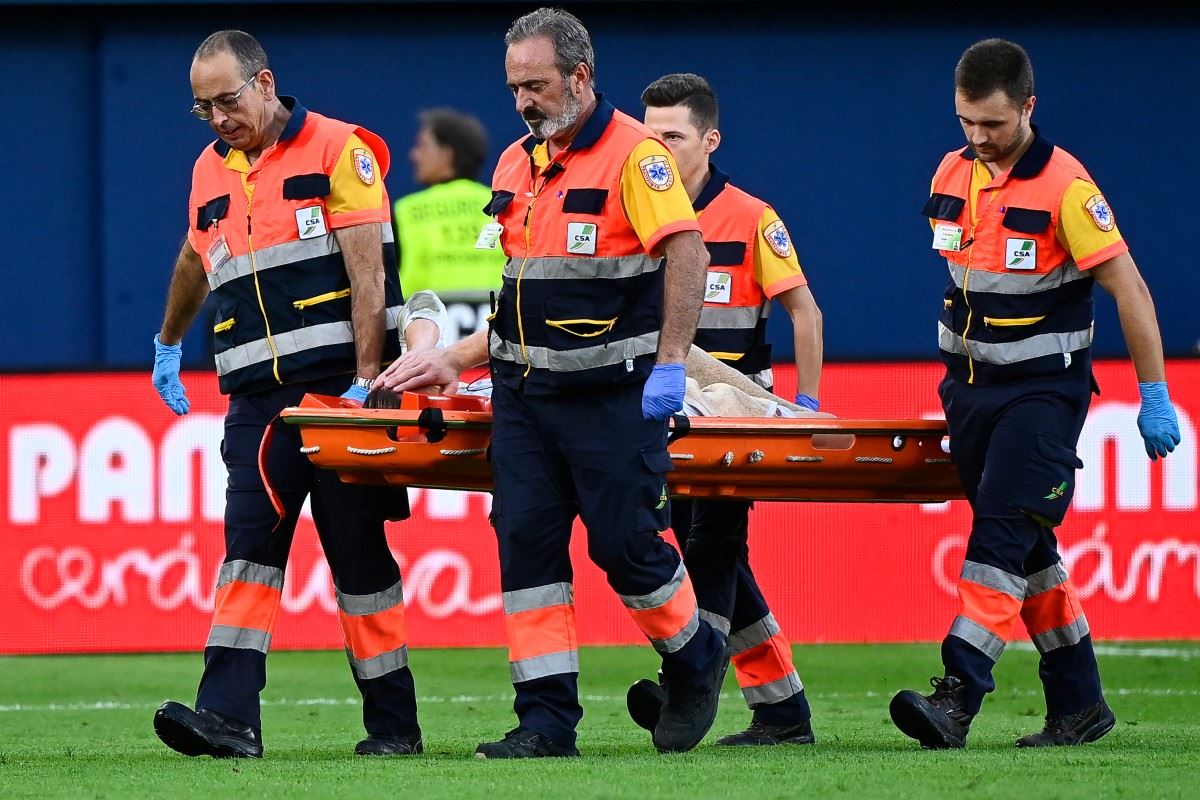 متى يعود نجوم برشلونة إلى الملاعب؟