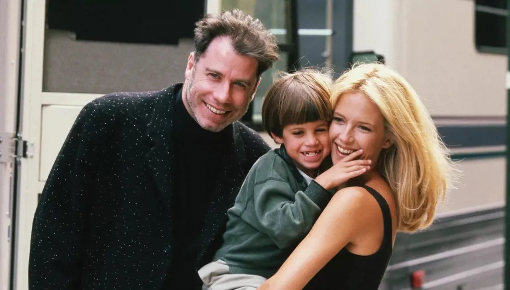 جون ترافولتا يعود إلى مهرجان كانّ... أول فيلم من إخراجه كتبه لابنه الراحل