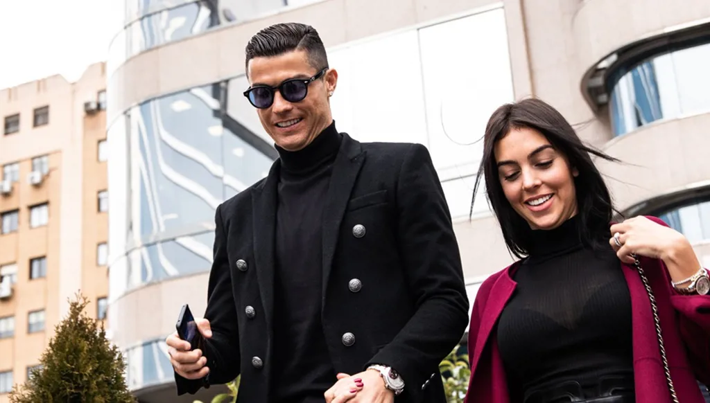 كريستيانو رونالدو يكشف اللحظة التي غيّرت حياته... جورجينا قالت كلمة واحدة فقط