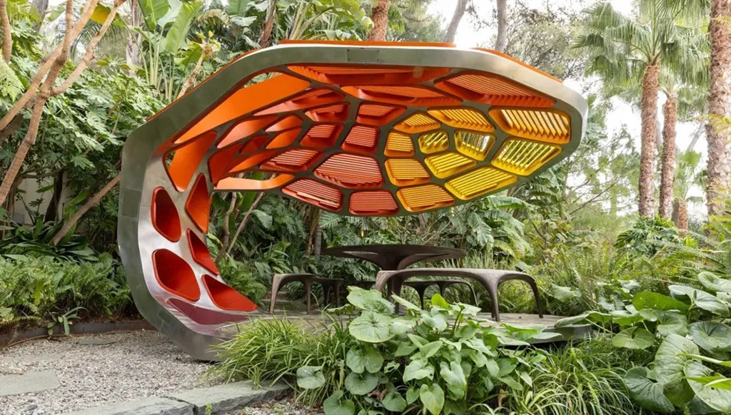 Zaha Hadid revient au premier plan... Exposez un chef-d’œuvre architectural de sa signature à vendre