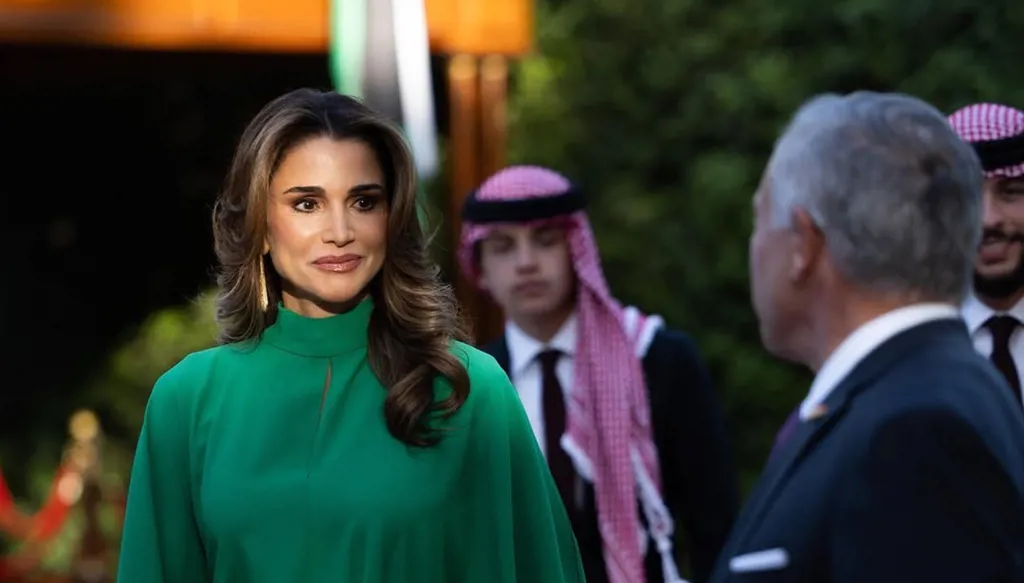 ما هو سرّ جمال تسريحات شعر الملكة رانيا؟ (صور)