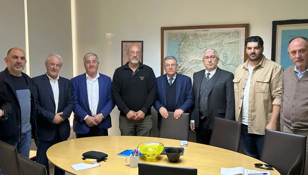 جانب من لقاء البلديات