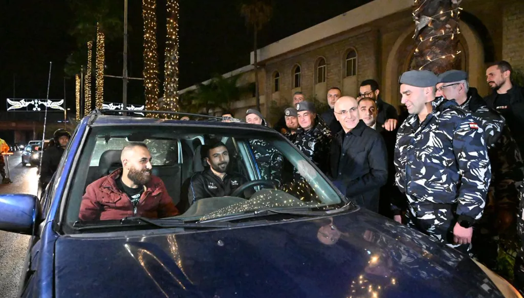 وزير الداخلية لـ"النهار": سنلاحق مطلقي النار… والأجهزة الأمنية جاهزة لليلة آمنة (فيديو)