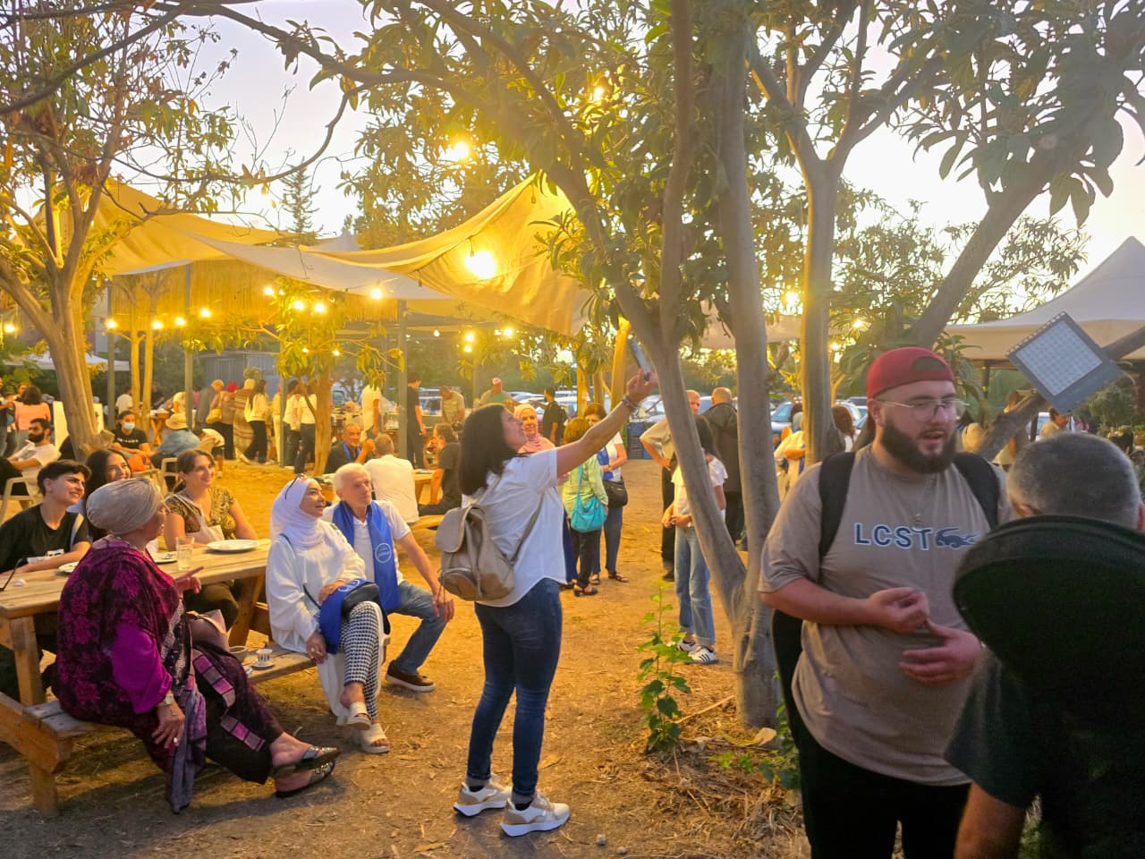 إحدى أمسيات الحديقة.