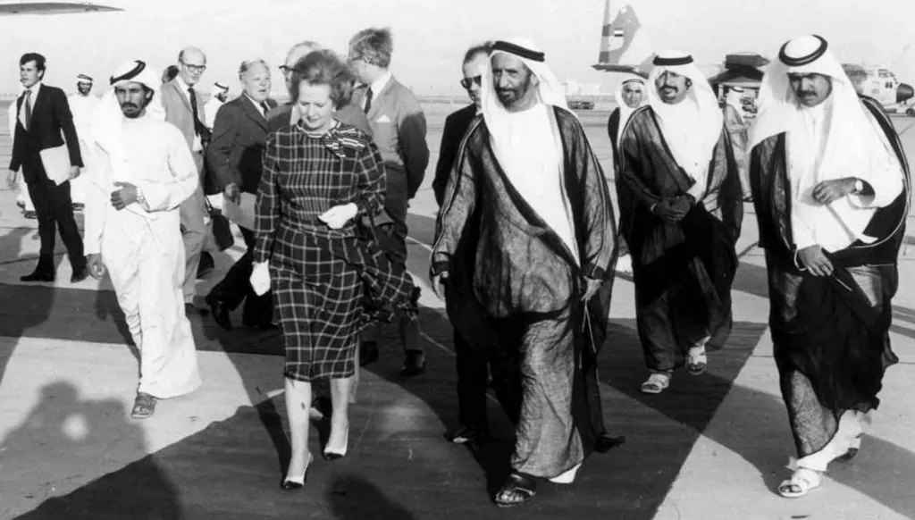 لماذا نساء دبي مدينات لراشد بن سعيد؟