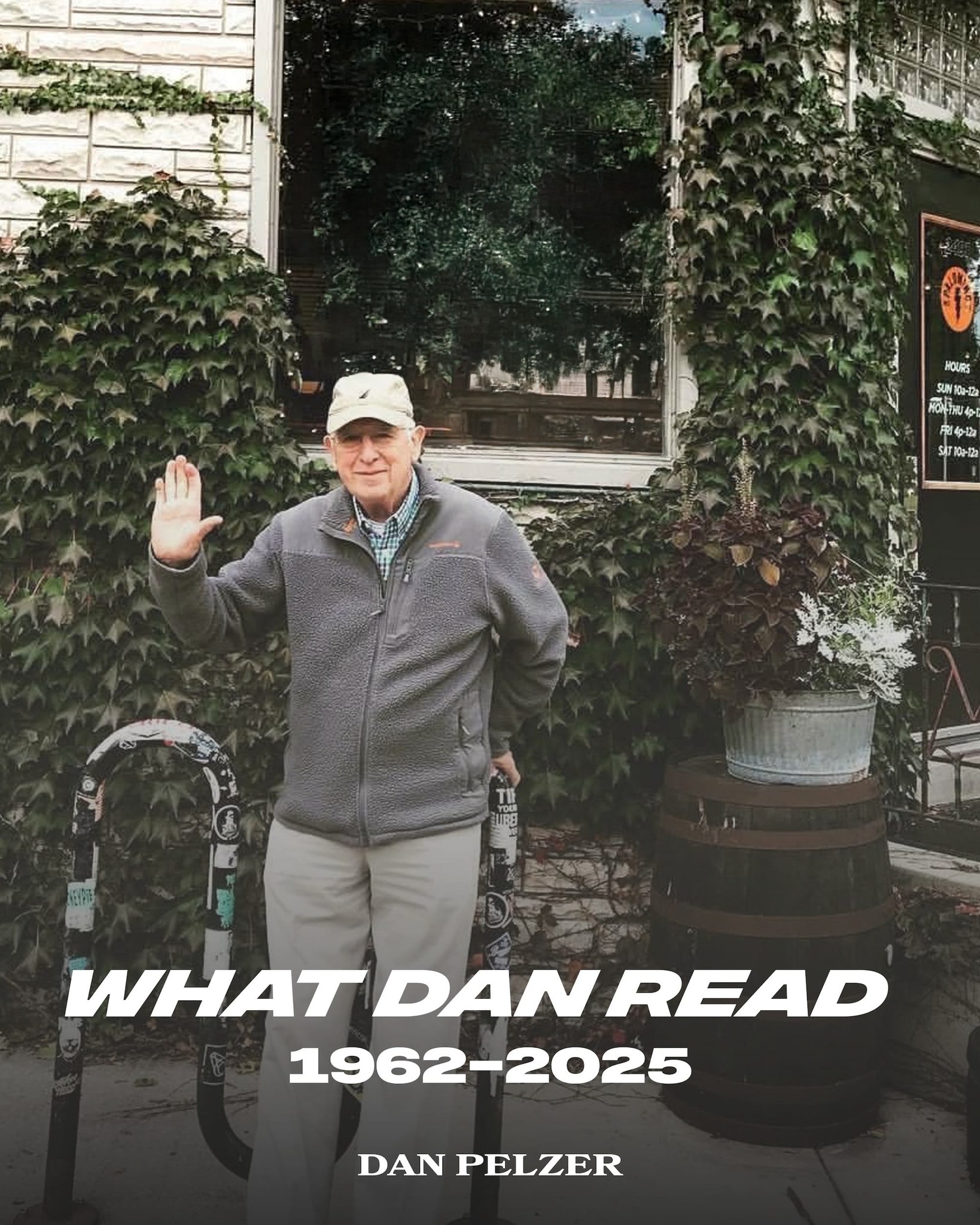 غلاف الموقع الإِلكتروني باسْمه