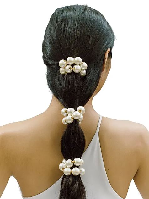 اكسسوارات الشعر باللؤلؤ (إنترنت)