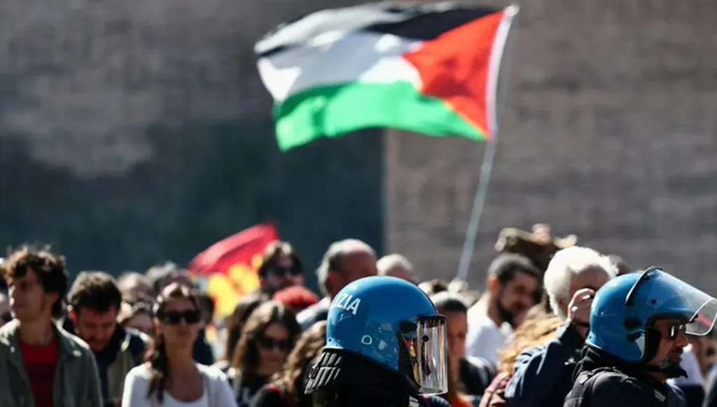 إيطاليا تعتقل 7 أشخاص للاشتباه بتمويلهم حركة "حماس"