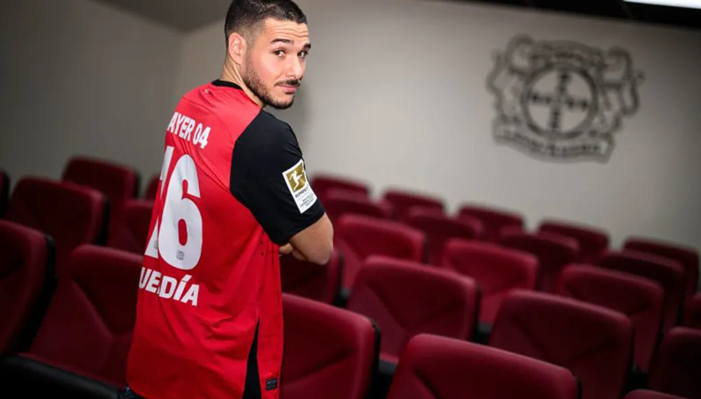 ليفركوزن يدعم صفوفه بصفقة هجومية من الدوري الإنكليزي