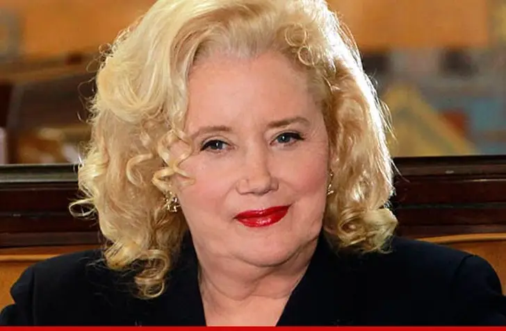 سالي كيركلاند (غوغل).