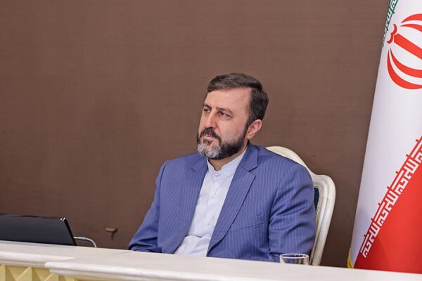 كاظم غريب آبادي (أرشيفية).