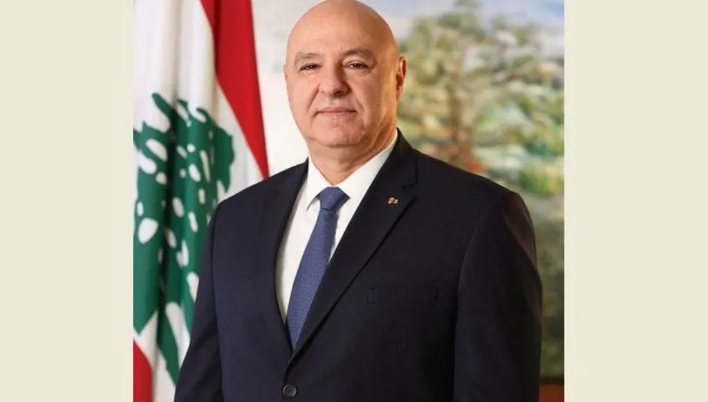 عون يعود إلى بيروت بعد زيارة رسمية لإسبانيا وتوقيع ثلاث اتفاقات