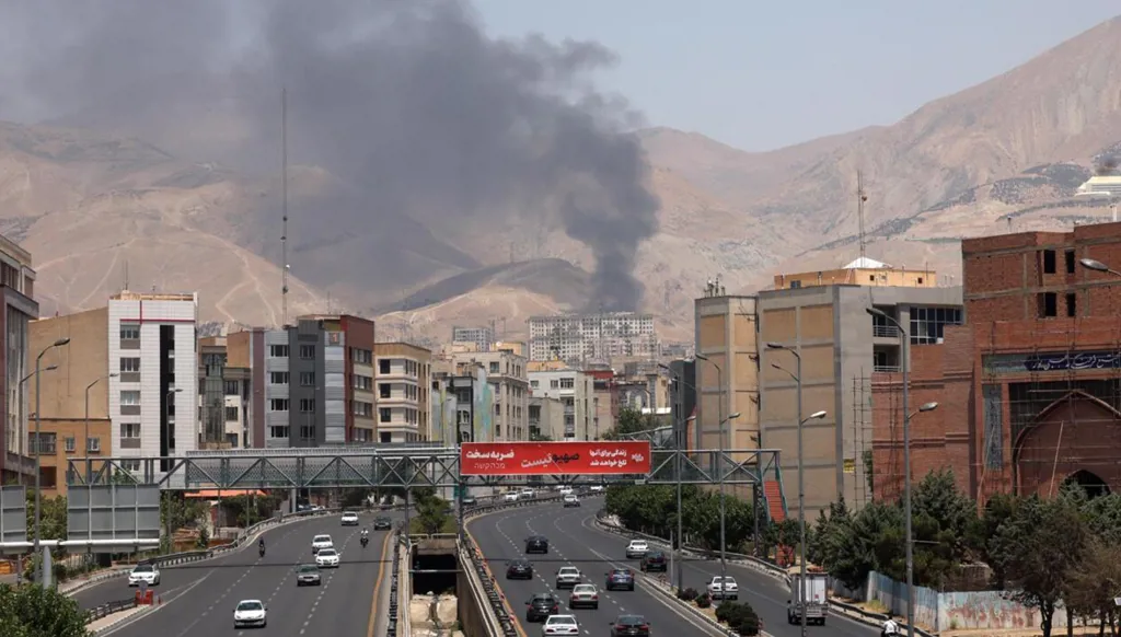 مستشفى في طهران يُستهدف بالغاز المسيل للدموع